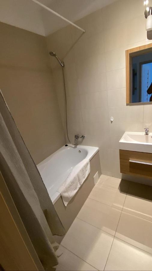 تكيف Apartamenty - Wynajem المظهر الخارجي الصورة